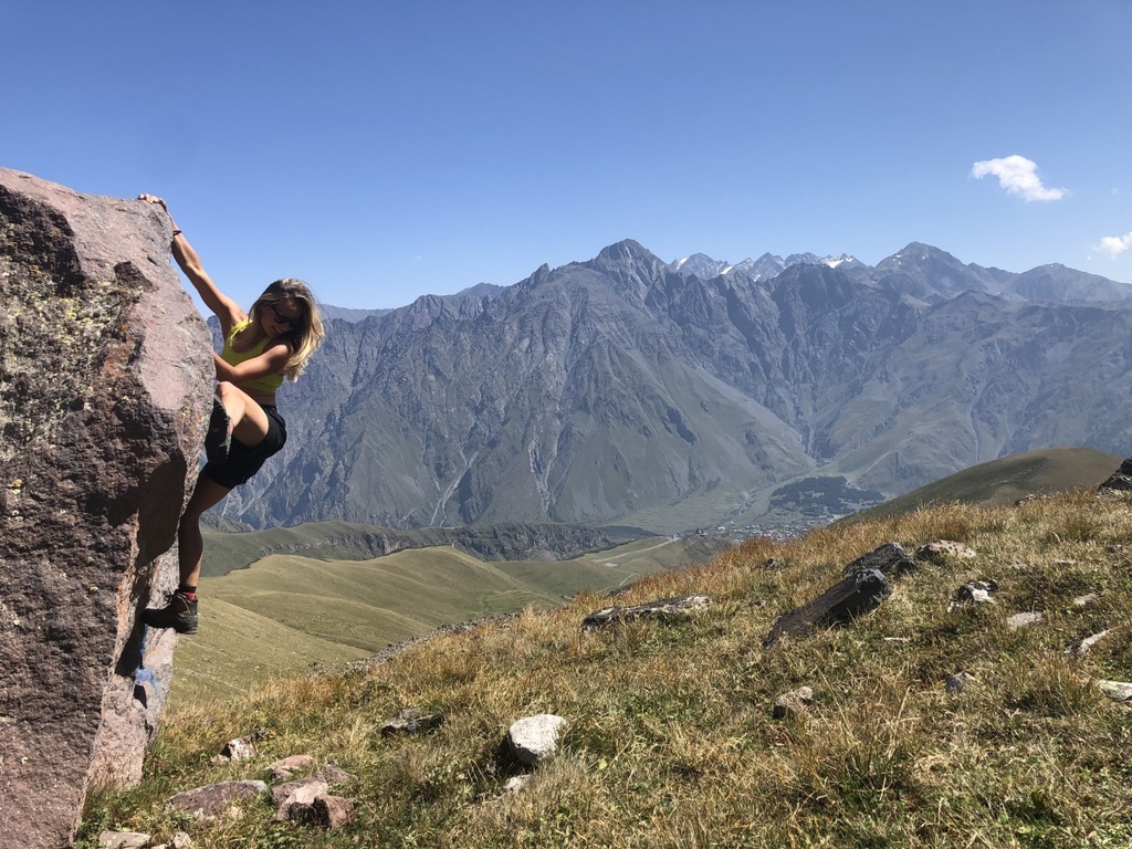 Gruzínské dobrodružství - pod horou Kazbek